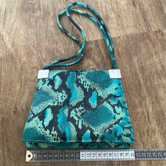 Vintage Y2K Carvela mini bag small snakeskin handbag turquoise - Picture 8 of 11